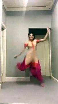 Yeh dance hay ya warzish aik bar zaror dekay maza na aye tho pasay wapis - punjabi girl dance at home