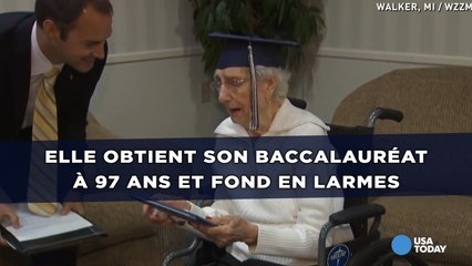 Elle obtient son baccalauréat à 97 ans et fond en larmes
