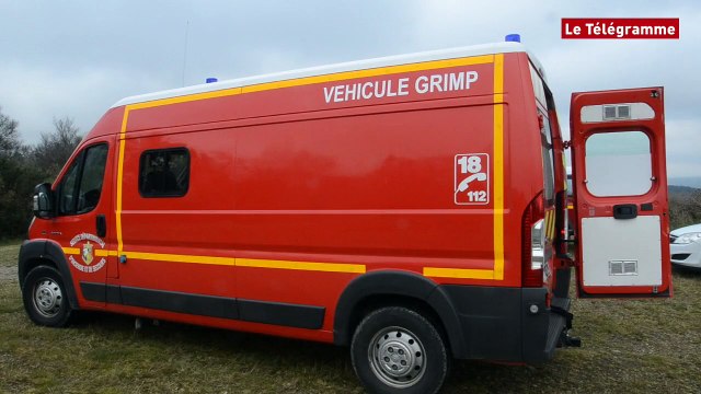 Cast (29). Le Grimp en exercice au parc éolien