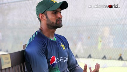 Shoaib Malik Announced Retirement .... Watch Video