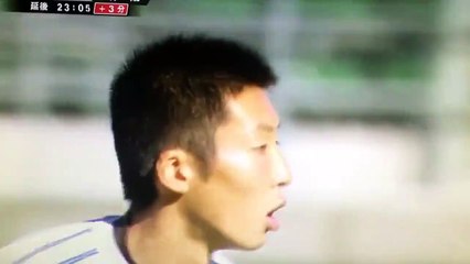 Le Gardien dégage son équipe. Digne d'Olive et Tom