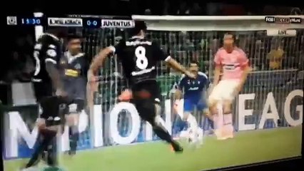 Dahoud Amazing Chance Miss Vs Juventus