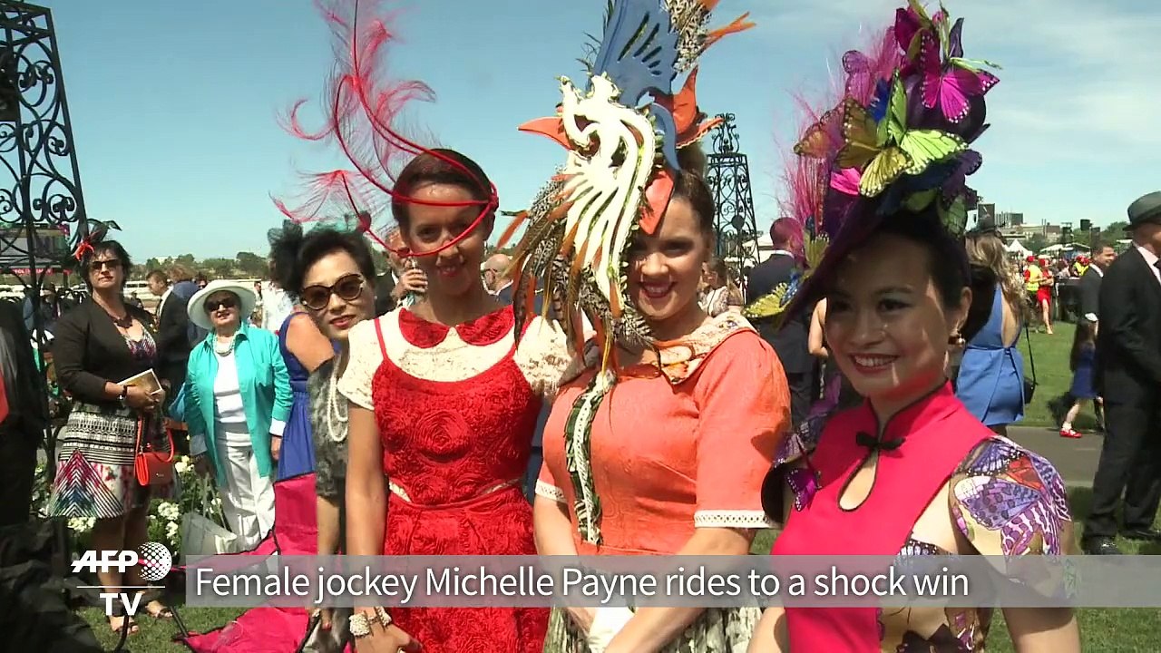 Horse racing fashionistas dress up for the Melb...