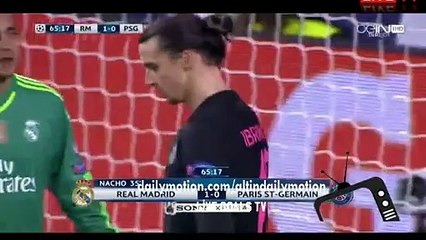 Keylor Navas Jump Higher Than Ibrahimovic - Real Madrid vs PSG - Champions League - 03.11.2015