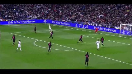 Amazing Goal Nacho - Real Madrid 1-0 PSG - 03-11-2015