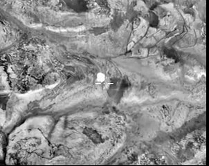 Pinpoint strikes on workshops bombs militants near the settlement SERMANIYA in Provo. Idlib