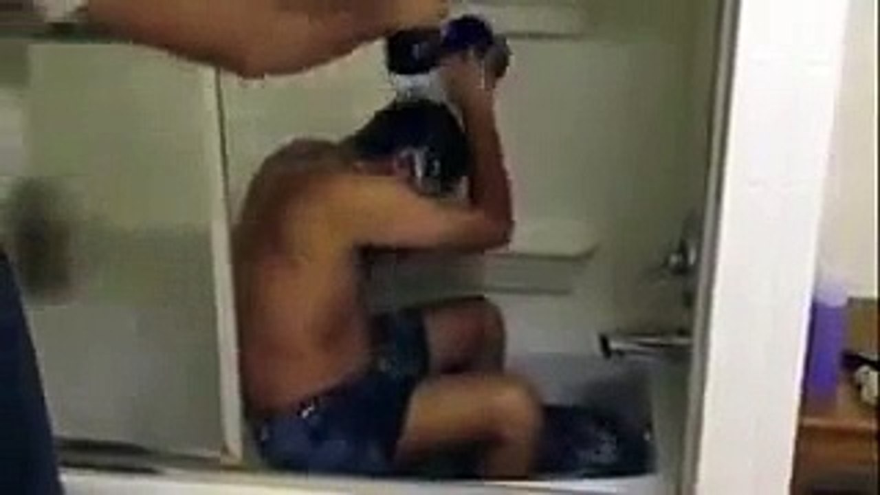 Hahaha Very Funny Gusal WhatsApp Video 2015