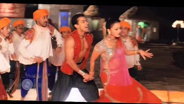 Salman Khan And Aishwarya Rai Dance To Dholi Taro Dhol Baaje - NAVRATRI 2014