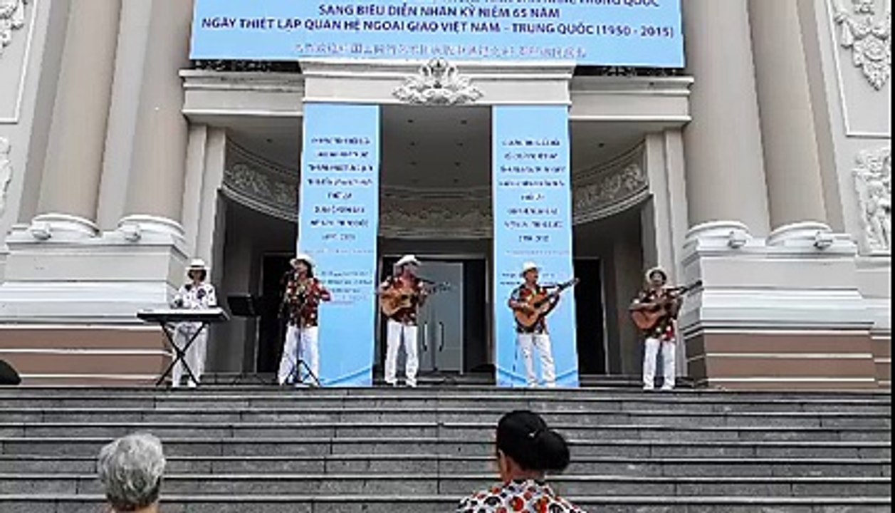 GUANTAMERA - BAN NHAC FLAMENCO GIPSY FIRE - NHÀ HÁT LỚN