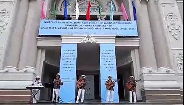 BAN NHAC FLAMENCO GIPSY FIRE 04 - NHÀ HÁT LỚN