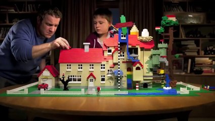 LEGO MARVEL SUPER HEROES (Honest Game Trailers en Español)