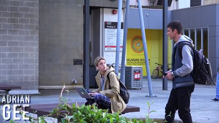 Picking Up Girls WITHOUT Talking!