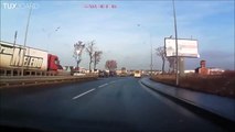 This truck driver saved lives. Crazy crash avoid at last time!