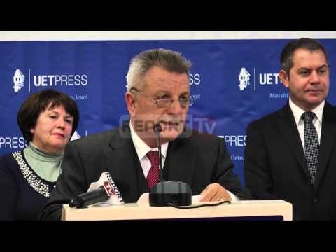 Report TV - Promovohet libri i ri i akademikut Kristo Frashërit Historia e Çamërisë