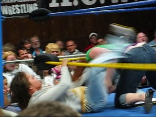 Girls Wrestling׃ Alexxis vs Taeler (Part One)