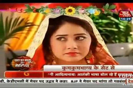 Tanu Ke Saamne Achanak Aaya Karvachauth Mein Nikhil Jisse Dekh Tanu Ko Laga Jatka - 4 November 2015 - Kumkum Bhagya