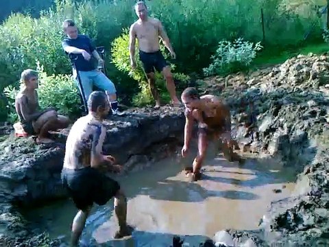 Mud wrestling׃ Tõnis vs Roomet Wrestling ¦ male Wrestling 96