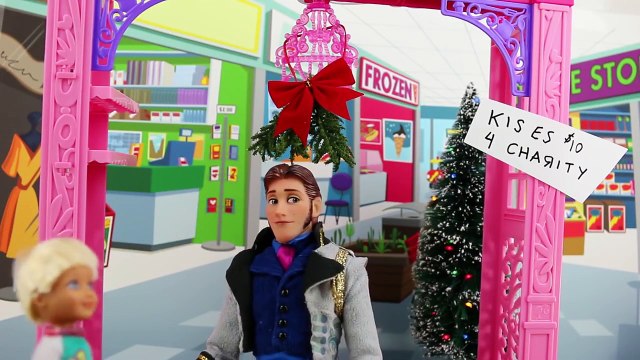 Kristoff Punches Hans during Frozen Annas Wedding to Hans. DIsneyToysFan