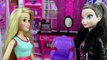 Frozen Elsa Saves Anna after Hans Betrays Anna and Kidnaps Her. DisneyToysFan