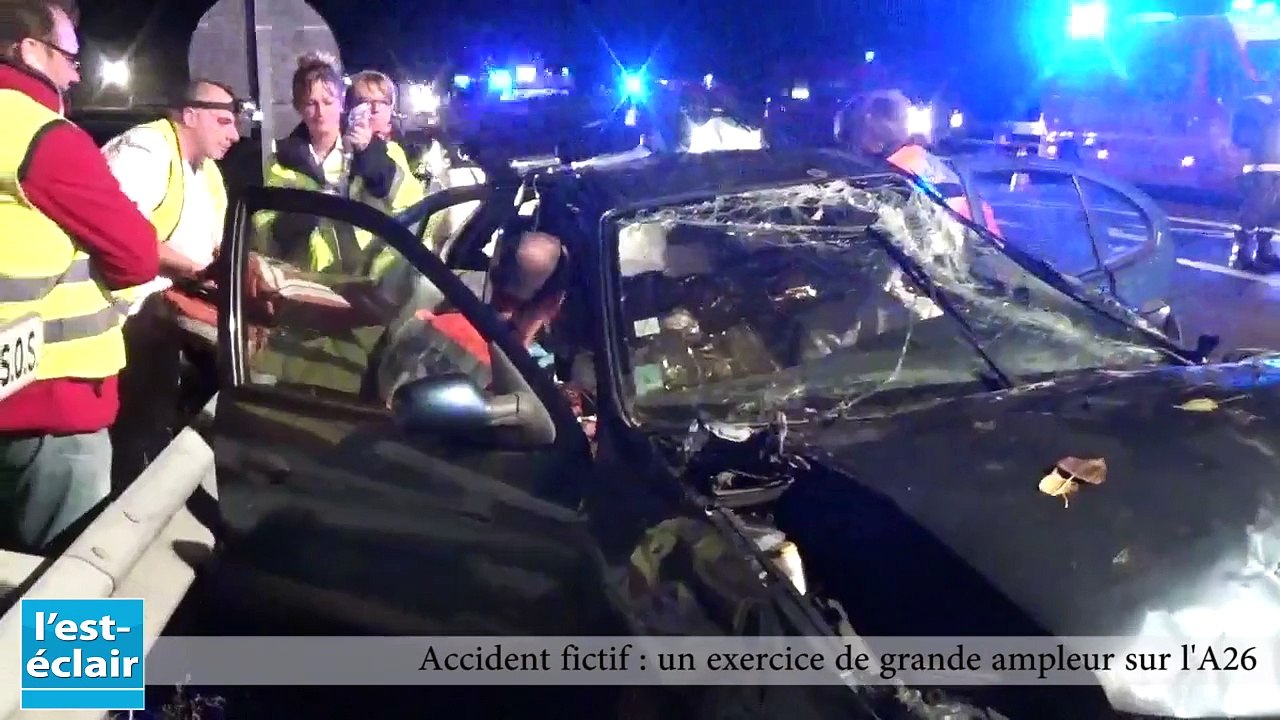 Accident fictif sur l'autoroute A26