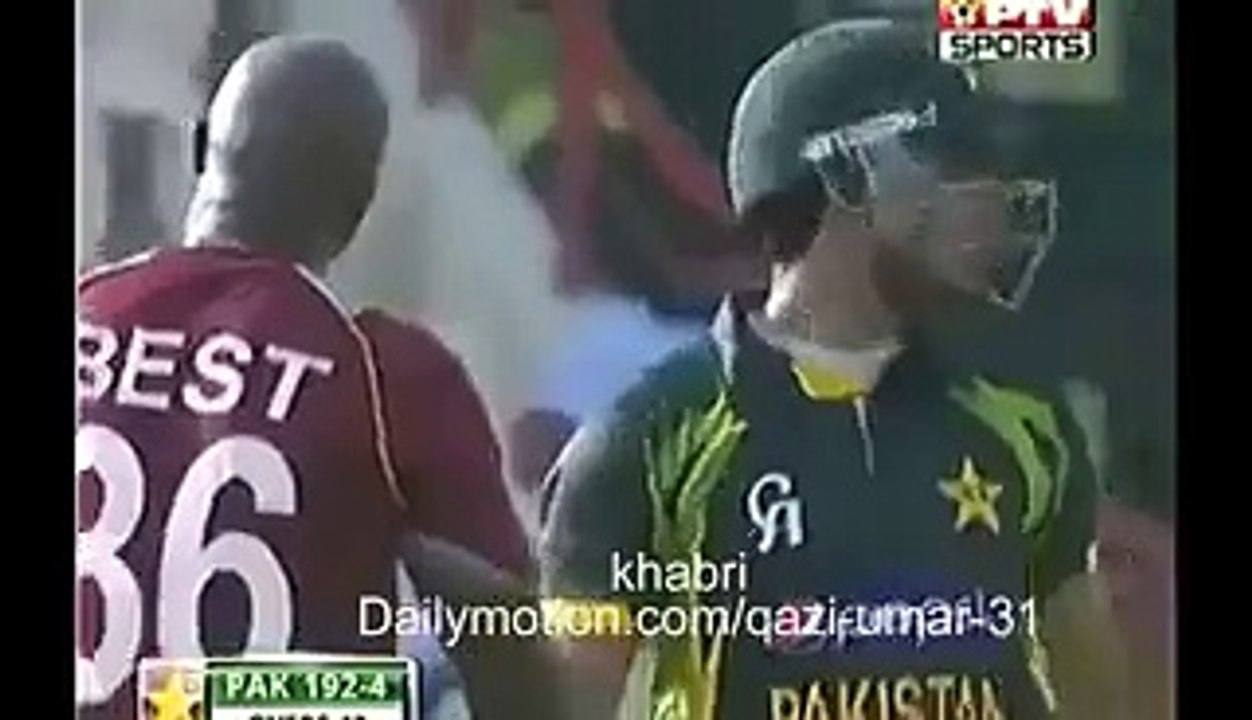 Tino angry on Umar Akmal