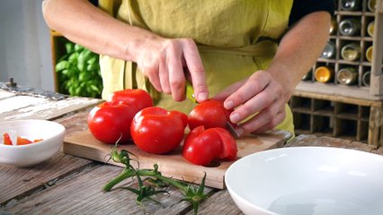 Gaspacho de melon, tomates et basilic
