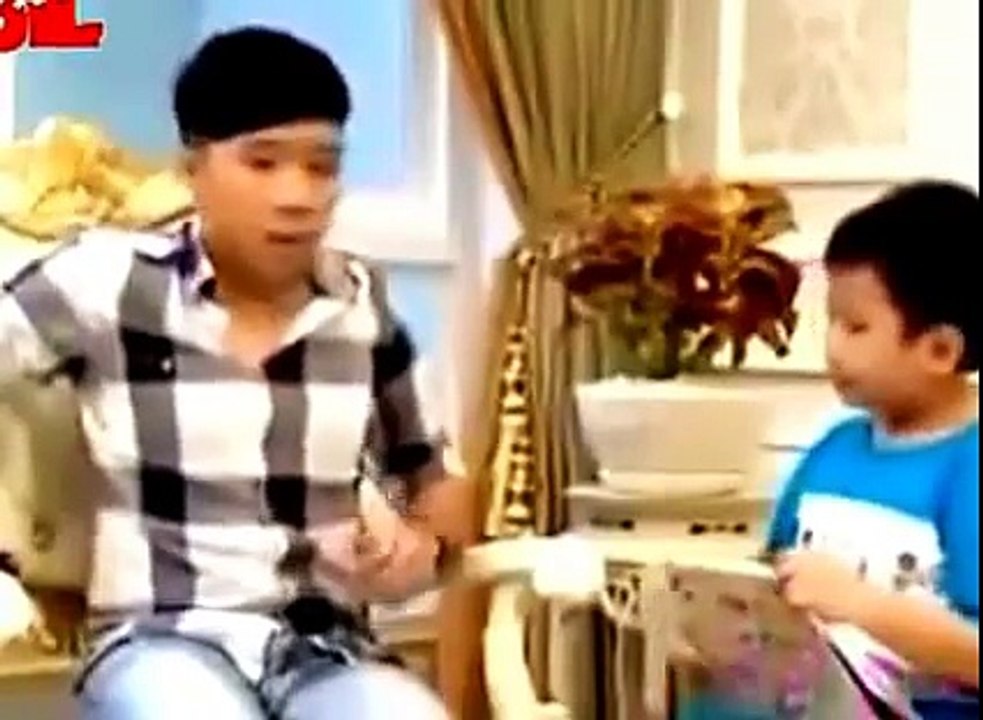 Trấn Thành méo mặt khi nghe con trai tả cảnh nhà nghèo