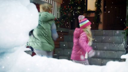 Nintendo - Magic Unwrapped Holiday 2015 TV Commercial USA (3DS)