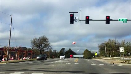 Un parachute sauve l'avion d'un ex-PDG de Wal-Mart