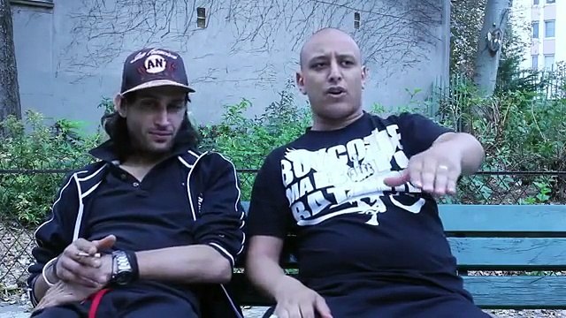 2 racailles insultent Alain soral