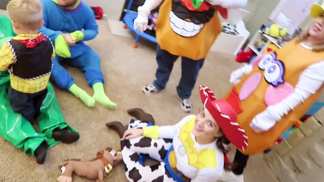 TOY STORY HALLOWEEN SPECIAL - Daily Bumps Halloween Special 2015