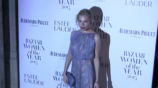 Sienna Miller A Winner At Harper's Bazaar Awards