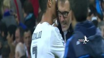 Cristiano Ronaldo speak to Laurent Blanc - Real Madrid vs PSG 1-0