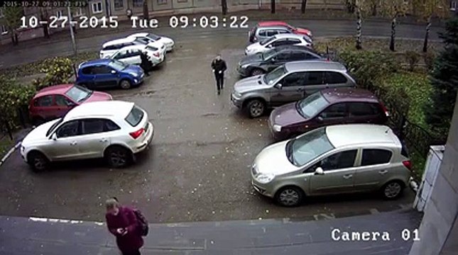 Worst driver ever trying to do an easy U-turn with a car.