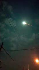 une lumiere trés etrange du ciel