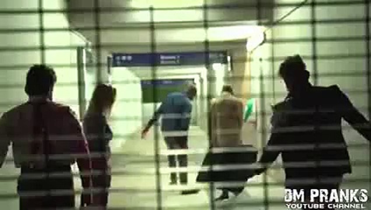 the WOLRD DANGEROUS prank with public