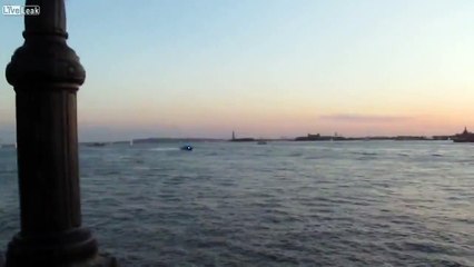 NYPD Boat Responding To Call With Lights & Siren