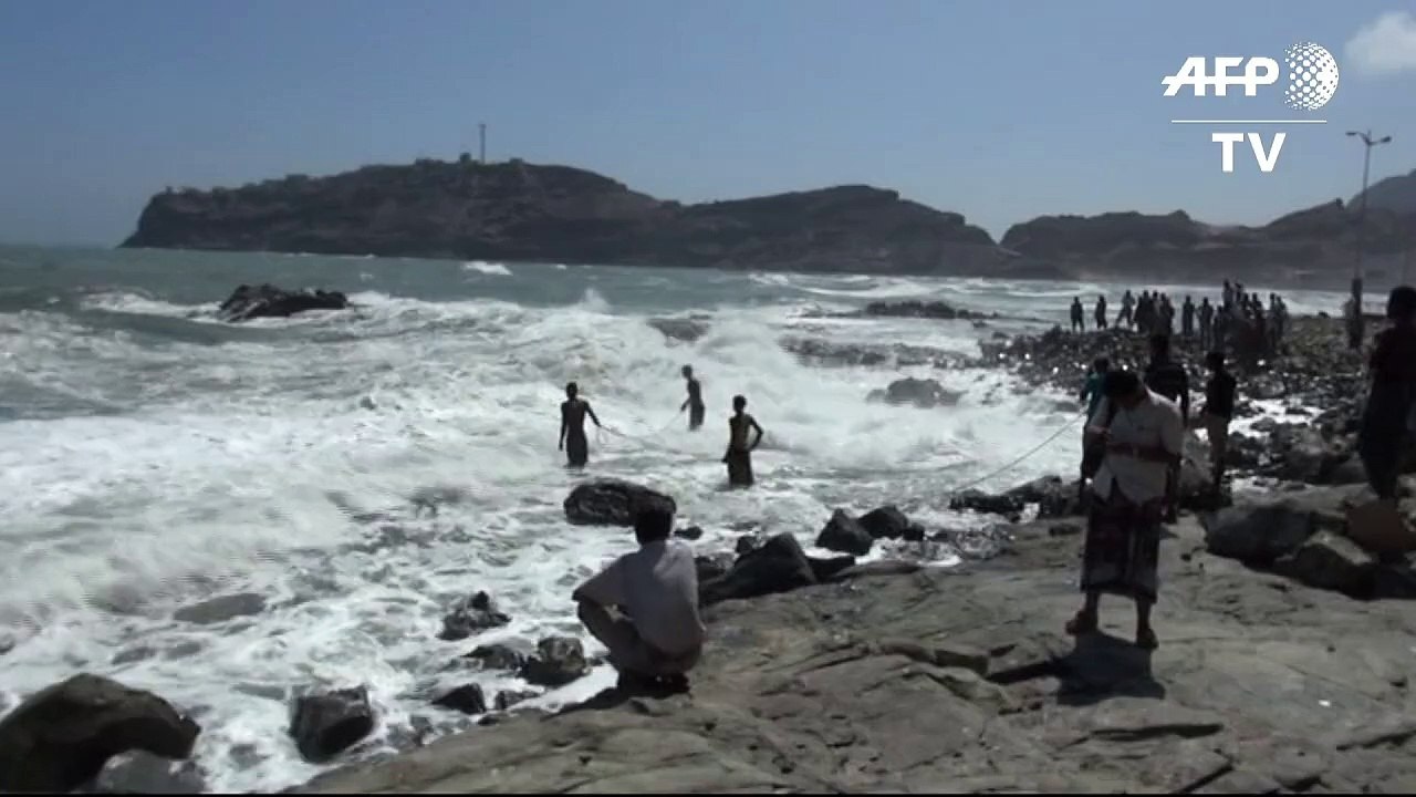 Rare cyclone batters war-torn Yemen
