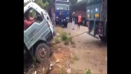 Cuando estas en el fondo de un hoyo y lo empeoras..