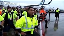 Airport staff do Haka for New Zealand Rugby Team