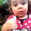 Kameraya Oynayan Sevimli Bebek - İlginç - Garip