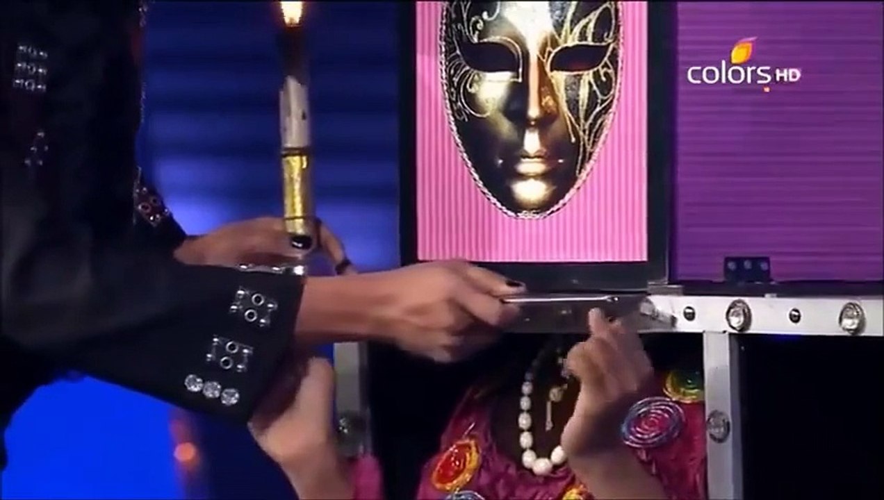 The Stunning Act Of Indian Magician That Left Everyone Priyanka, Ranveer Singh Karan Johar, Arjun Kapoor In Shock