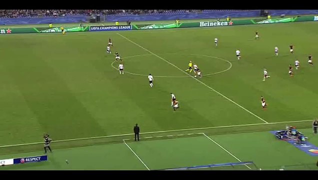 Goal Edin Džeko - AS Roma 2-0 Bayer Leverkusen - 04-11-2015