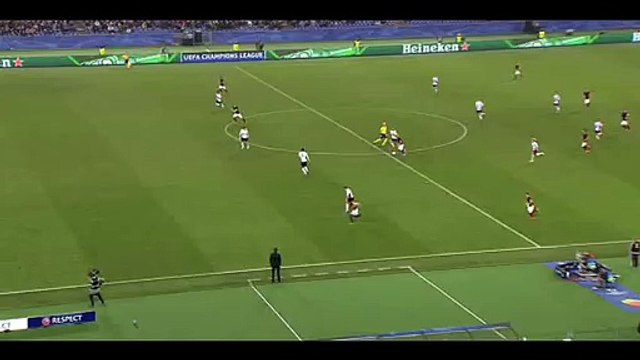 Goal Edin Džeko - AS Roma 2-0 Bayer Leverkusen - 04-11-2015