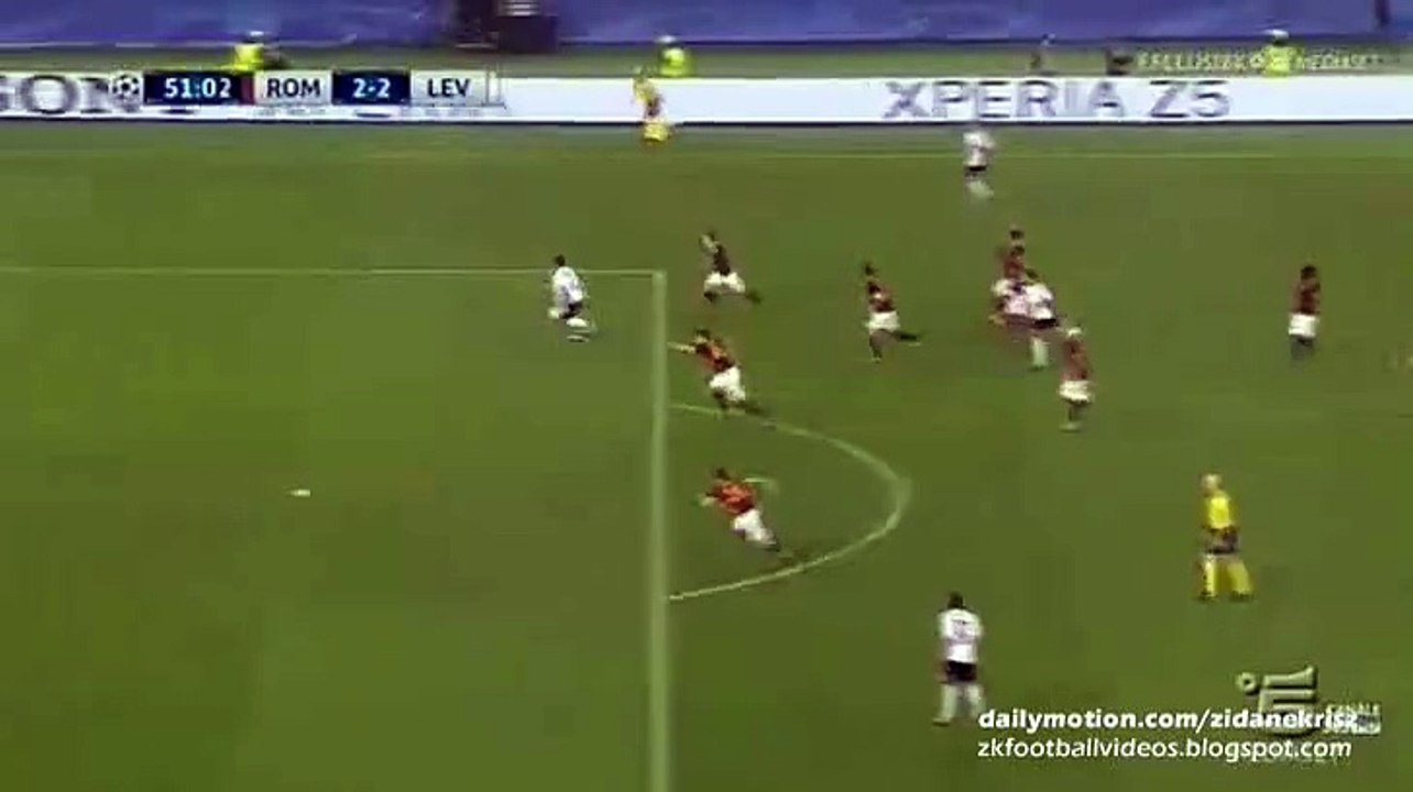 2-2 Javier Chicharito Hernández GOAL - Roma v. Bayer Leverkusen 04.11.2015 HD
