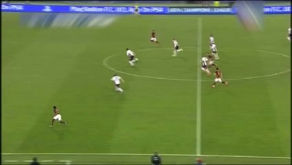 هدف صلاح الاول في مرمي بايرليفركوزن في الدقيقة الثانيه