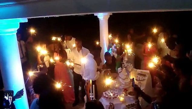 SPOT VIDÉO PROMO de l'agence MON DJ ANTILLAIS