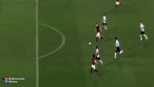 Dzeko Goal - AS Roma vs Bayer Leverkusen 2-0 Champions League 2015