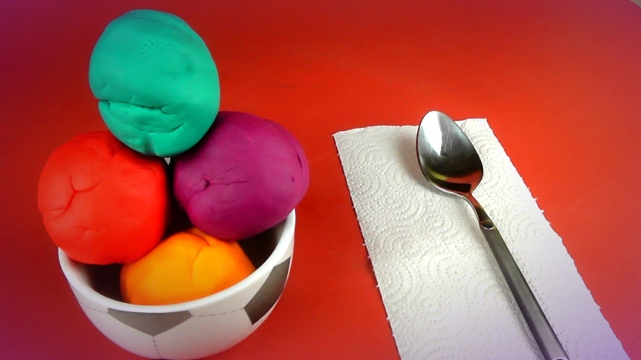 Play Doh Surprise Eggs Ice Cream Haribo Bear Happy