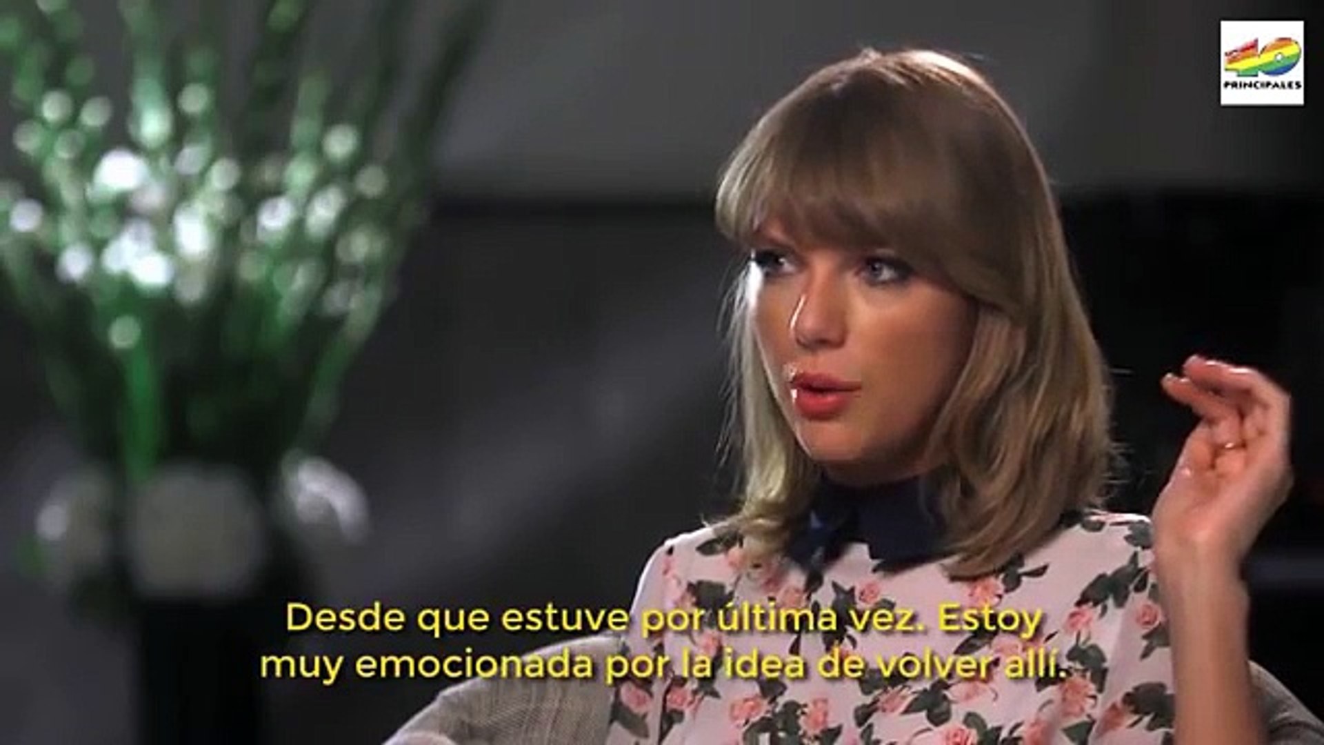 Preguntas aleatorias con Taylor Swift | Subtitulado en español (Entrevista Extra)
